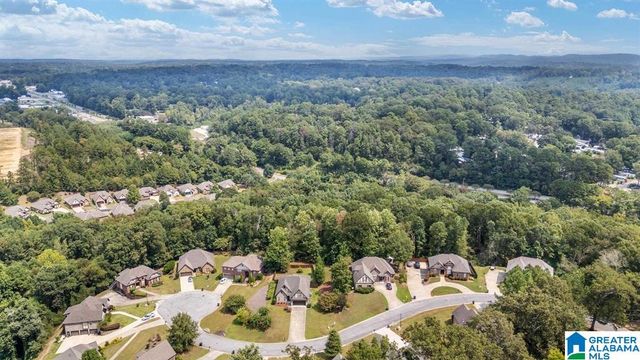 565 FULTONBROOK DRIVE, Fultondale, AL 35068
