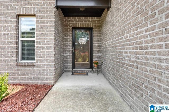 565 FULTONBROOK DRIVE, Fultondale, AL 35068