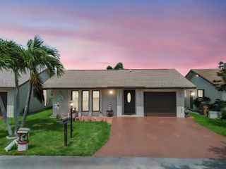1551 SW 22nd Terrace, Deerfield Beach, FL 33442