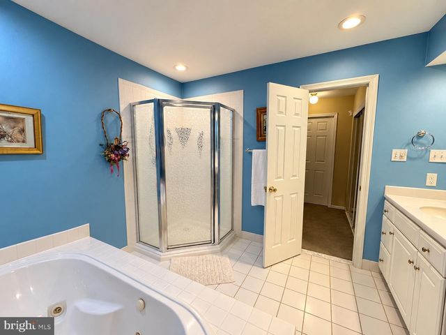 601 WHITPAIN HLS HLS, Blue Bell, PA 19422