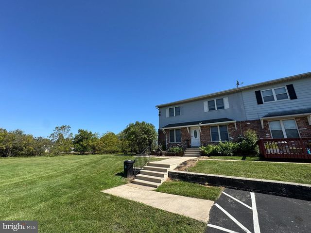 601 WHITPAIN HLS HLS, Blue Bell, PA 19422