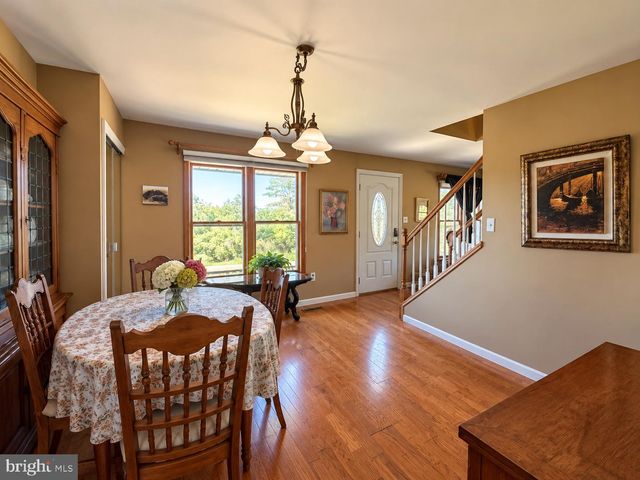 601 WHITPAIN HLS HLS, Blue Bell, PA 19422