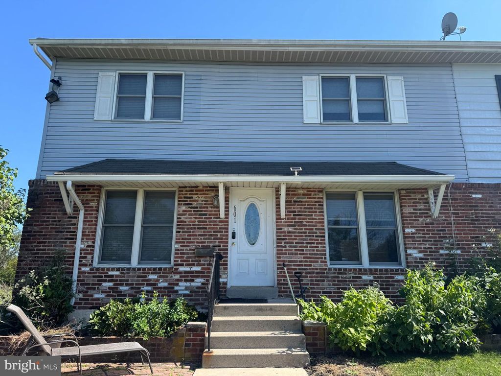 601 WHITPAIN HLS HLS, Blue Bell, PA 19422