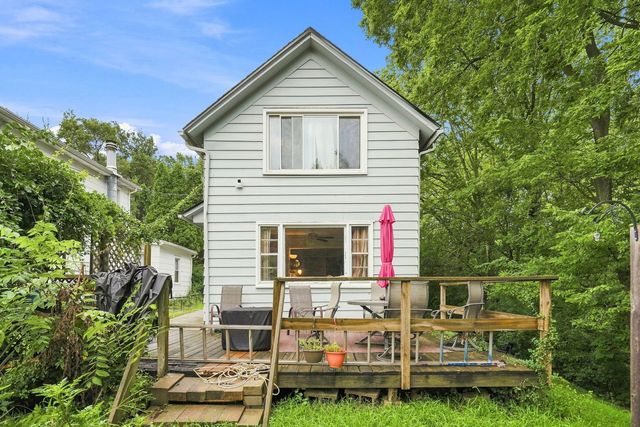 1808 E 12TH Street, Davenport, IA 52803