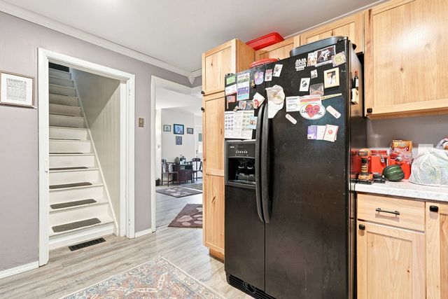 1808 E 12TH Street, Davenport, IA 52803