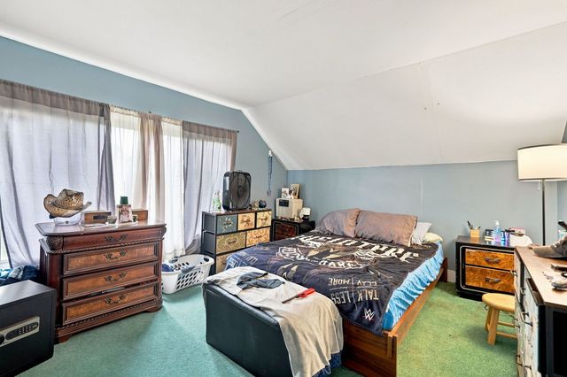 1808 E 12TH Street, Davenport, IA 52803