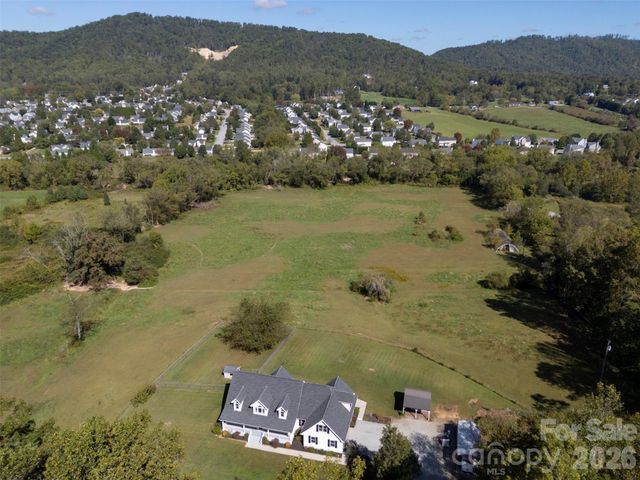 275 Souther Road, Fletcher, NC 28732