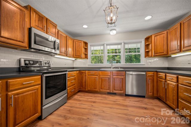 275 Souther Road, Fletcher, NC 28732