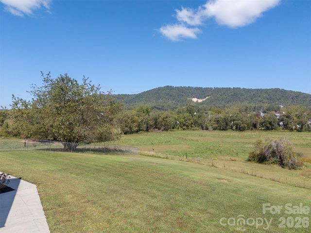 275 Souther Road, Fletcher, NC 28732