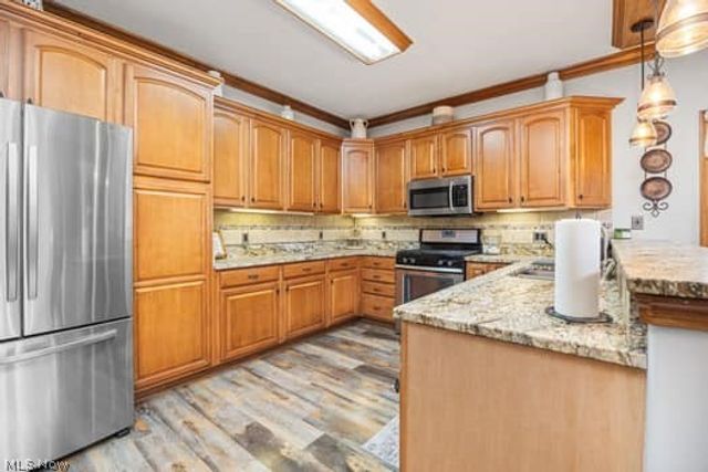 773 Kristy Court, Wadsworth, OH 44281