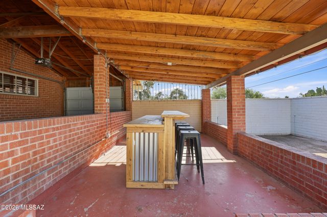 3001 E Elm Street, Tucson, AZ 85716