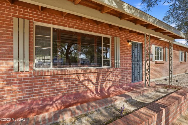 3001 E Elm Street, Tucson, AZ 85716
