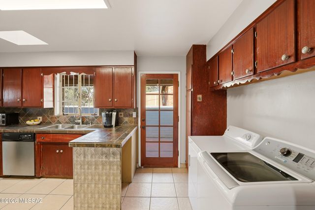 3001 E Elm Street, Tucson, AZ 85716