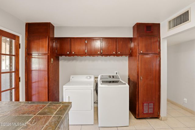 3001 E Elm Street, Tucson, AZ 85716
