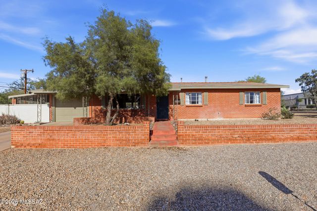 3001 E Elm Street, Tucson, AZ 85716