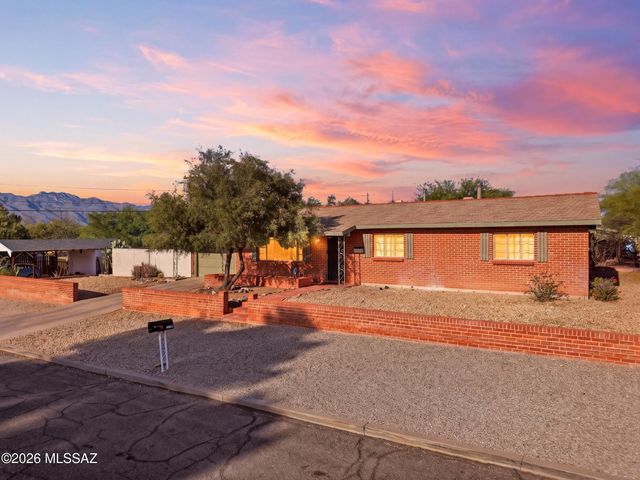 3001 E Elm Street, Tucson, AZ 85716