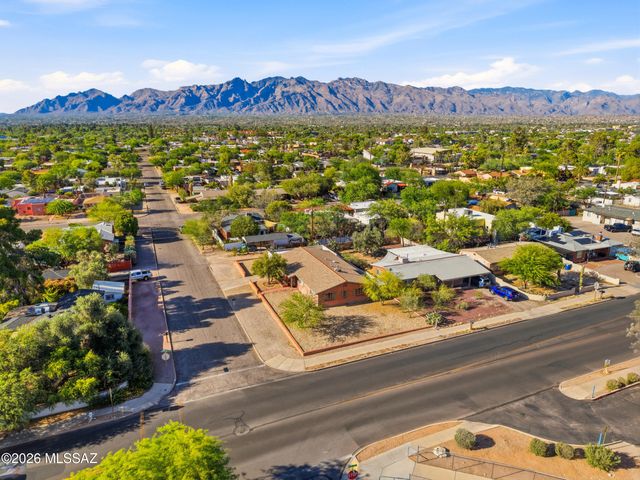 3001 E Elm Street, Tucson, AZ 85716