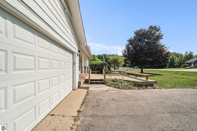 1503 Braemar Drive, Traverse City, MI 49686