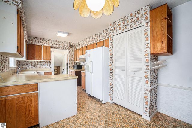 1503 Braemar Drive, Traverse City, MI 49686