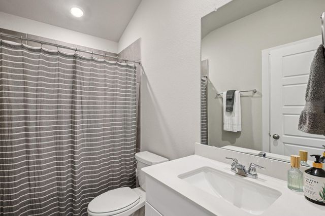18602 Redford Springs Court, Crosby, TX 77532