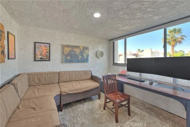 752 Violeta Drive, Palm Springs, CA 92262