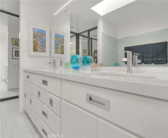 752 Violeta Drive, Palm Springs, CA 92262