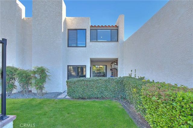 752 Violeta Drive, Palm Springs, CA 92262