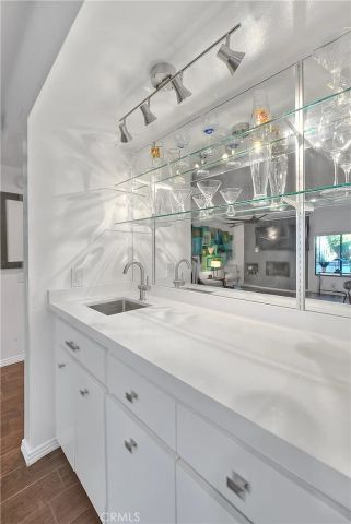 752 Violeta Drive, Palm Springs, CA 92262