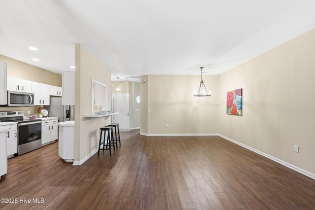 1600 Sturdivant Drive Apt 28, Wilmington, NC 28403