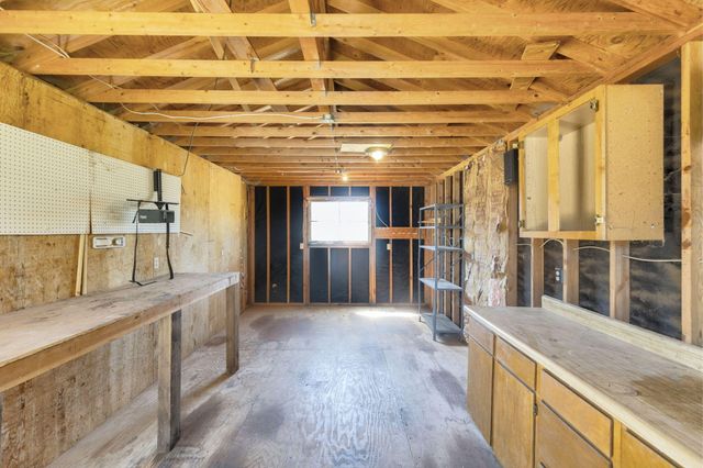 95 Champlin Lane, Gold Hill, OR 97525
