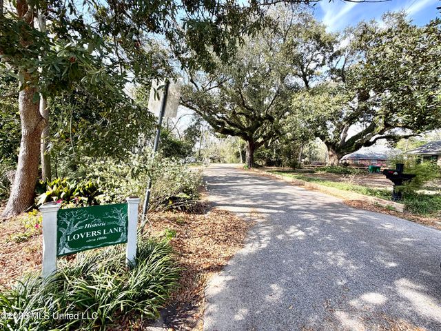 5319 Griffin Street, Moss Point, MS 39563