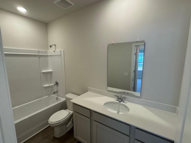 1060 Dusk Drive, Summerville, SC 29486