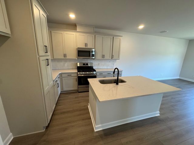 1060 Dusk Drive, Summerville, SC 29486