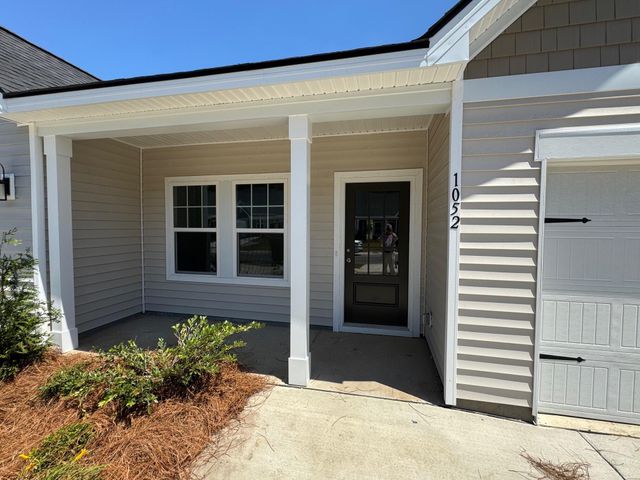1060 Dusk Drive, Summerville, SC 29486