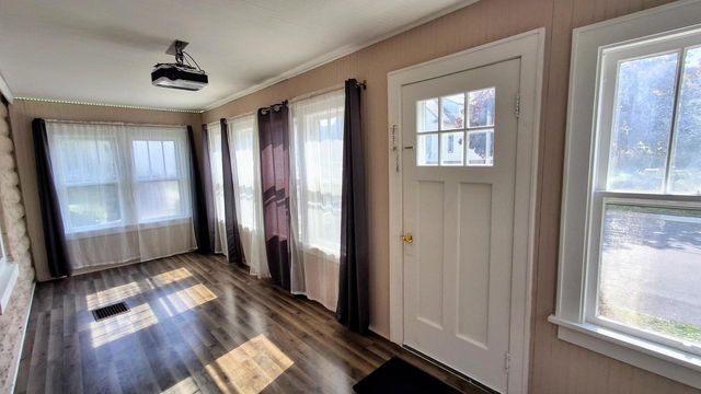 1607 13th AVENUE, South Milwaukee, WI 53172