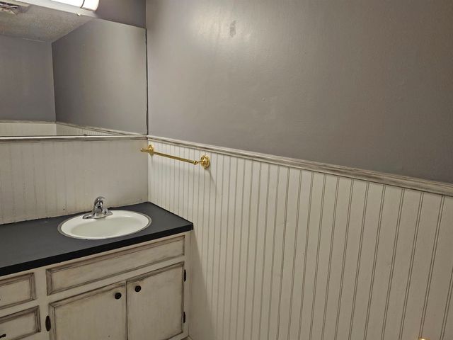 15 Setting Sun Trace, Cherokee Village, AR 72529