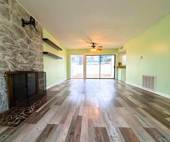 15 Setting Sun Trace, Cherokee Village, AR 72529