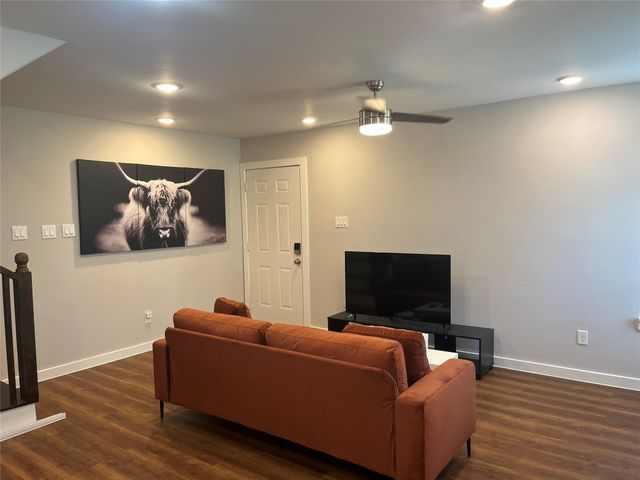 8330 Parker Road A-B, Houston, TX 77078