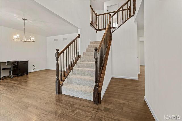 204 Stone View Court, Fenton, MO 63026