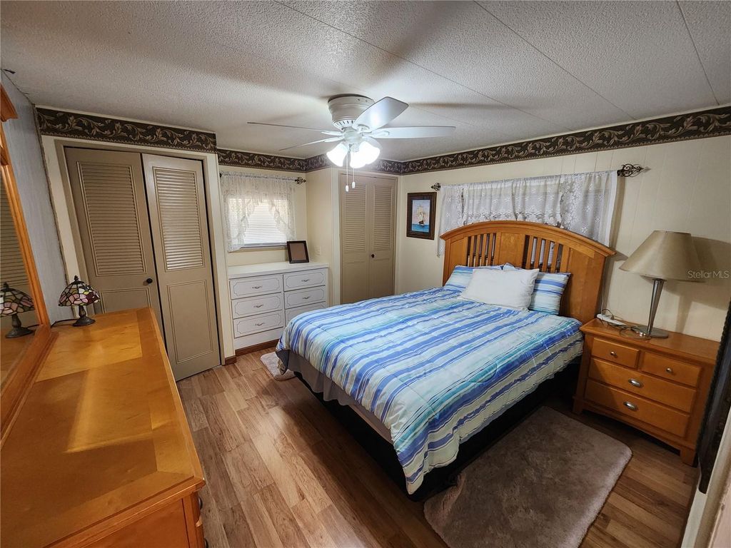 Image 15 of property listing at 808 53RD AVENUE E 110, Bradenton, FL 34203