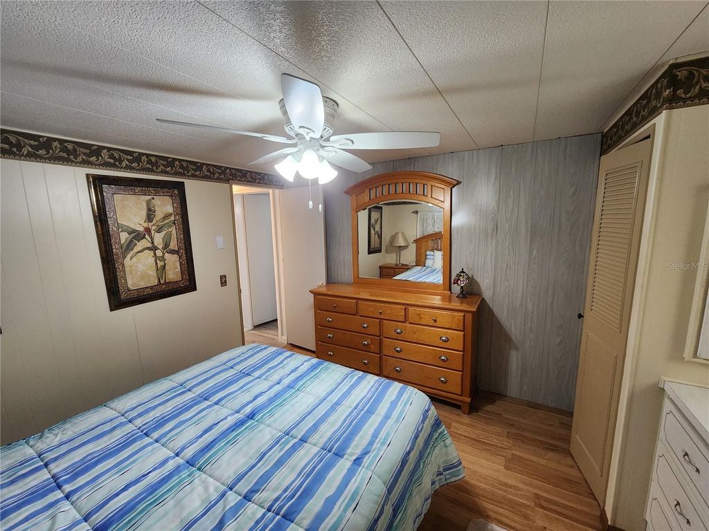 Image 16 of property listing at 808 53RD AVENUE E 110, Bradenton, FL 34203