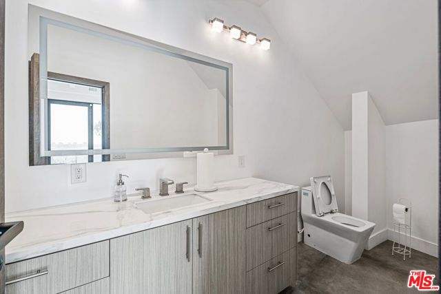 6181 Temple Hill Drive, Los Angeles, CA 90068