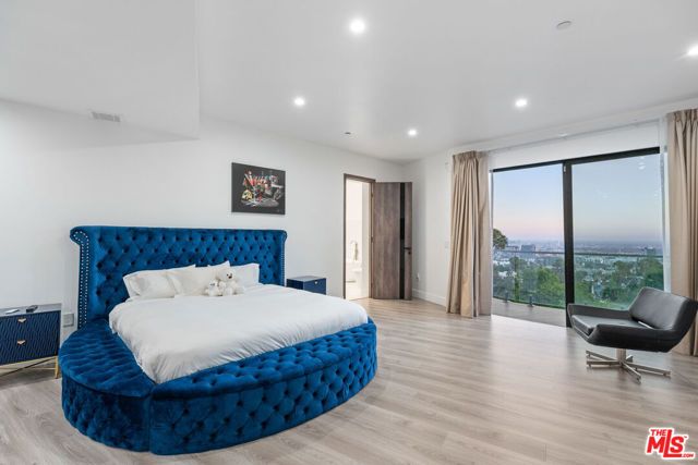 6181 Temple Hill Drive, Los Angeles, CA 90068