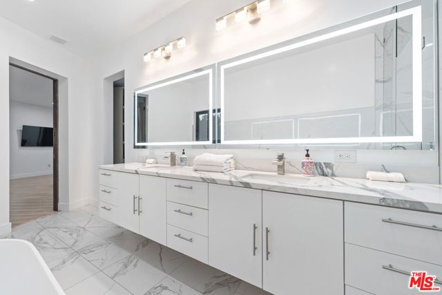 6181 Temple Hill Drive, Los Angeles, CA 90068