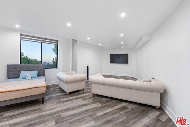 6181 Temple Hill Drive, Los Angeles, CA 90068