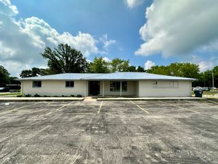 1601 E 53rd Street, Anderson, IN 46013