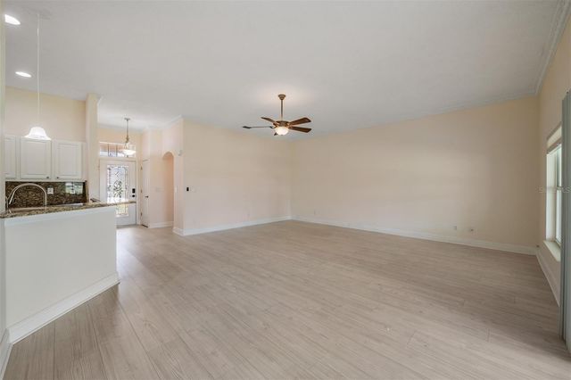 1230 CORINTH GREENS DRIVE 2, Sun City Center, FL 33573