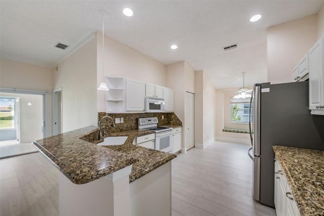 1230 CORINTH GREENS DRIVE 2, Sun City Center, FL 33573