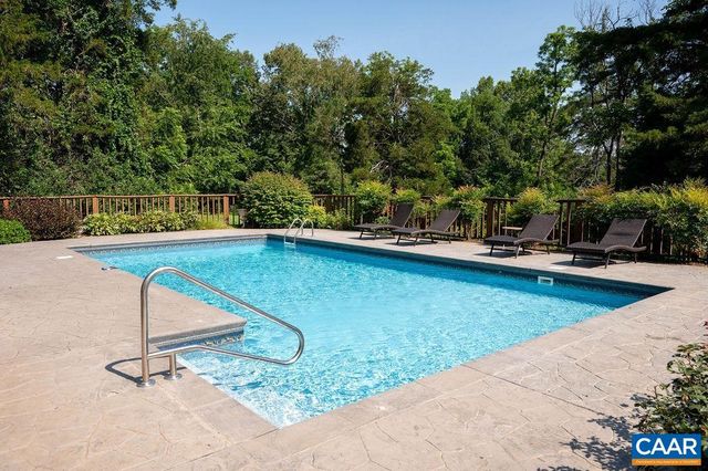 464 WOODLANDS RD, Charlottesville, VA 22901