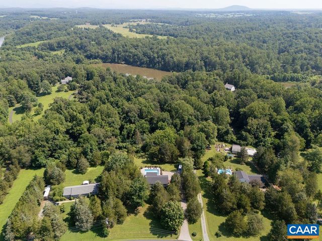464 WOODLANDS RD, Charlottesville, VA 22901